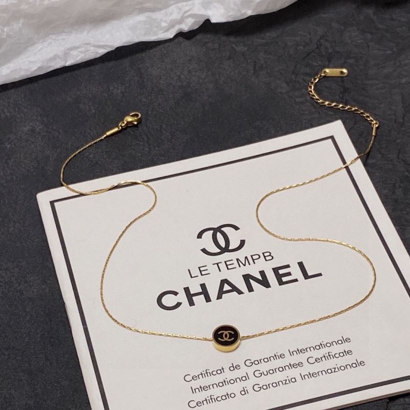Chanel Enamel CC Pendant Necklace - KAIROO