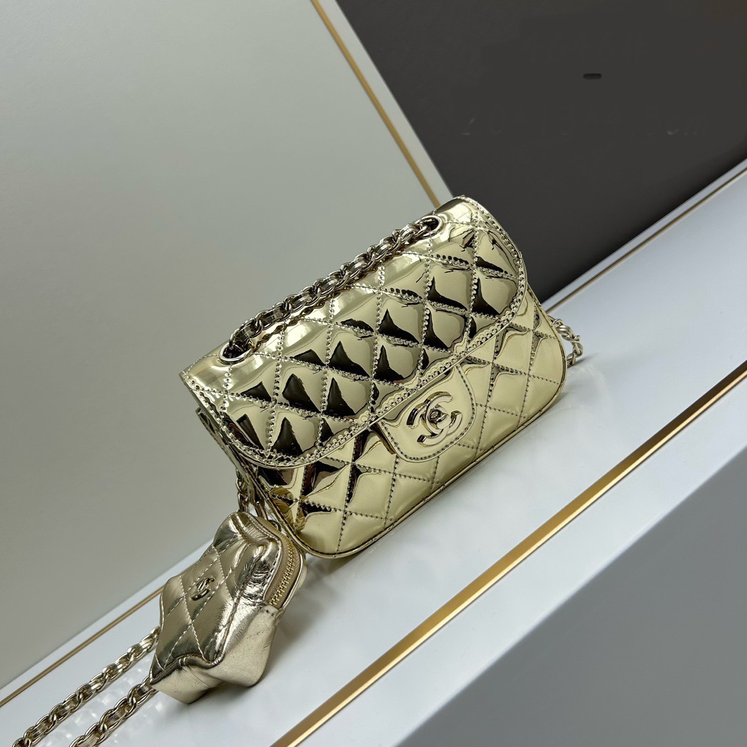 Chanel Mini Flap Diamond Quilted Mirror Calf Star Charm Turn-Lock Bag - KAIROO