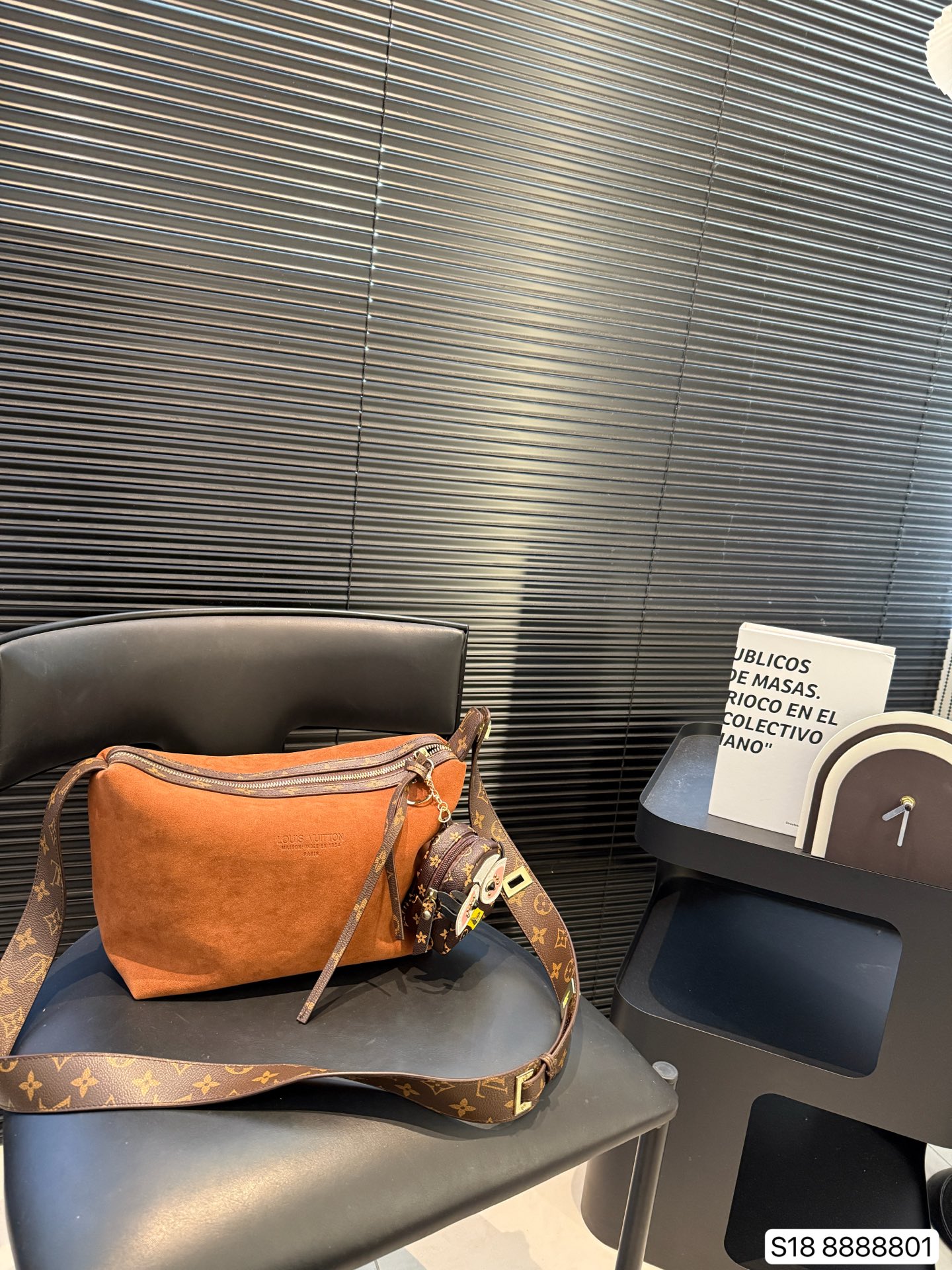 Louis Vuitton LV  Suede Hobo Bag - KAIROO