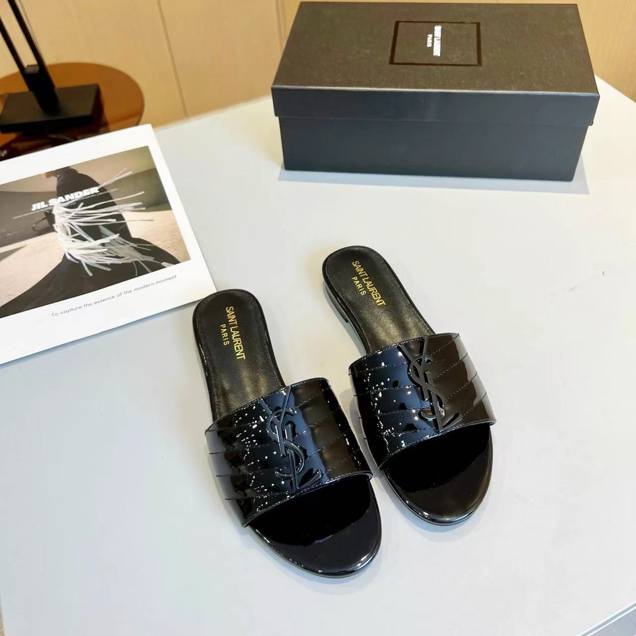 Saint Laurent Tribute Slides - KAIROO