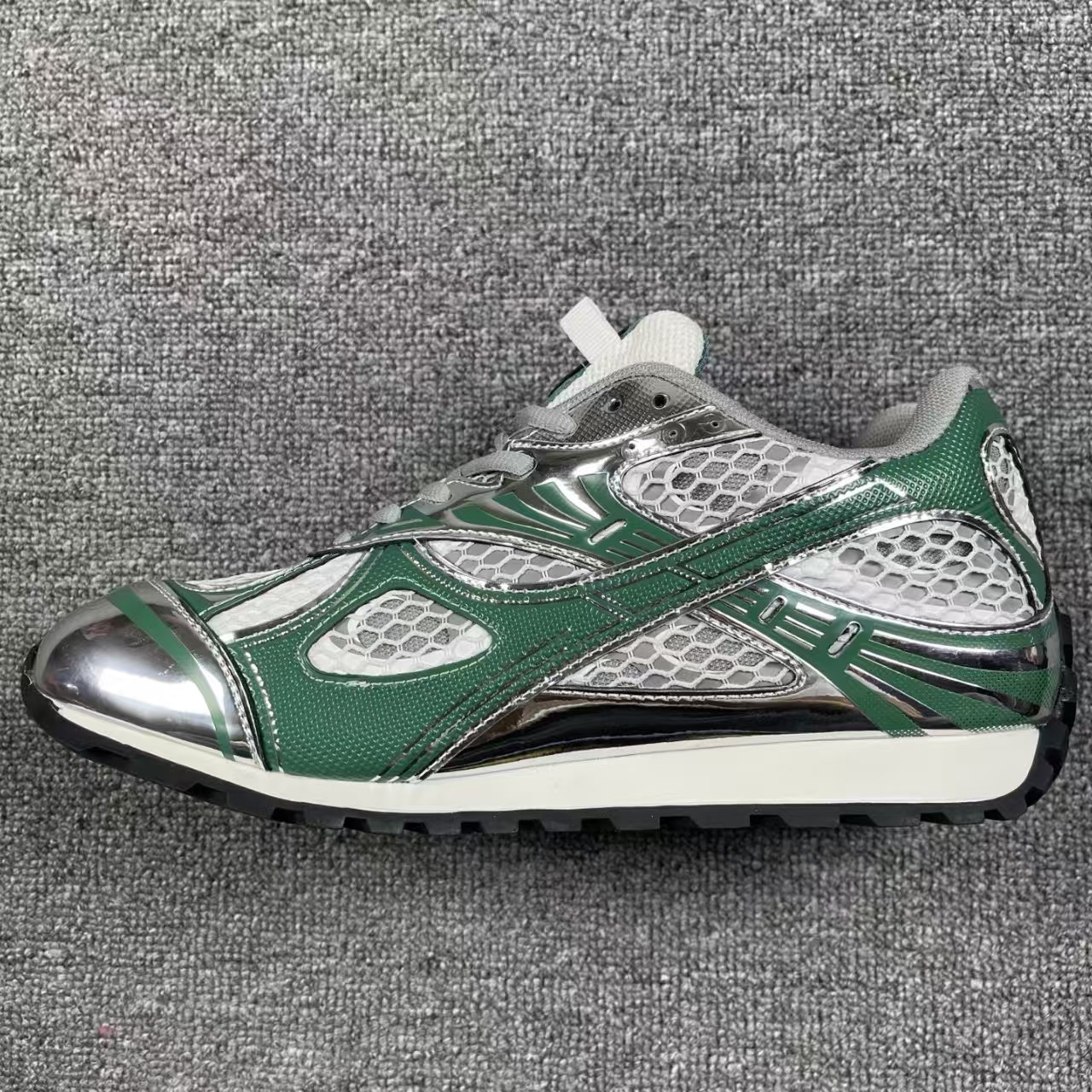 Bottega Veneta Orbit Sneakers - KAIROO