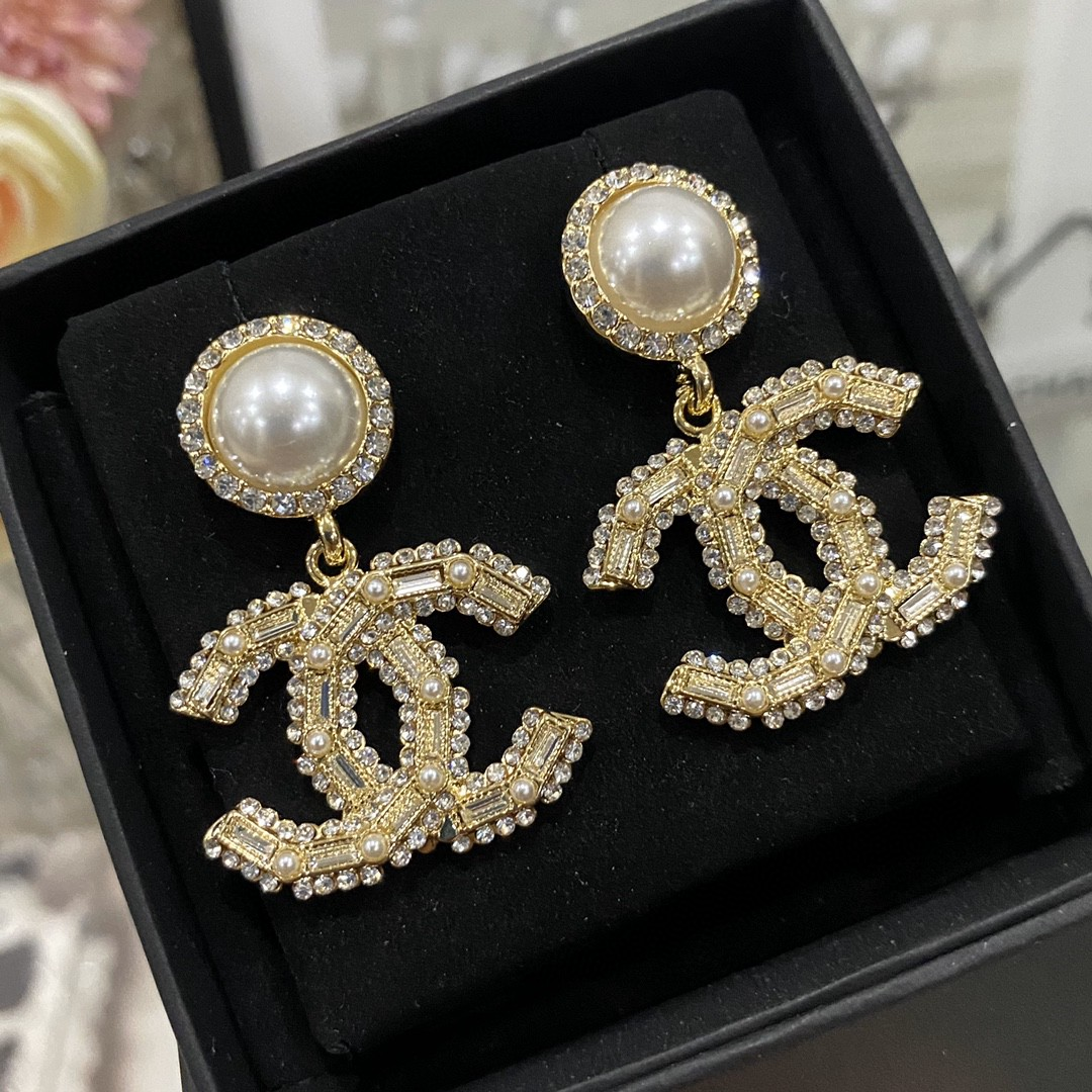 Chanel CC Pearl & Crystal Baguette Drop Earrings - KAIROO