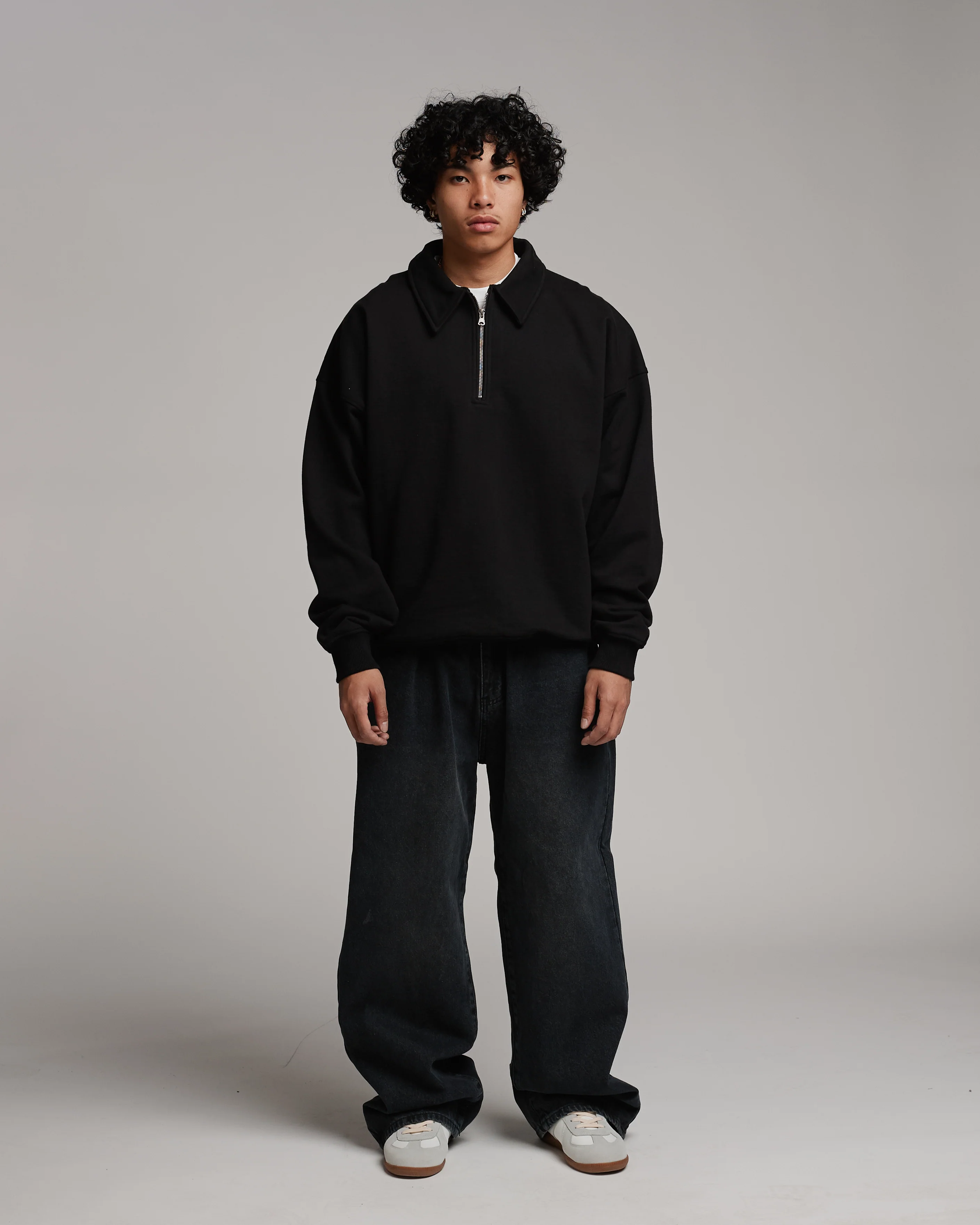 Drop Shoulder 1/4 Zip - Black