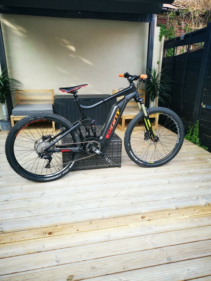 Giant Full E+1 Full Suspension Electric Mountain Bike.