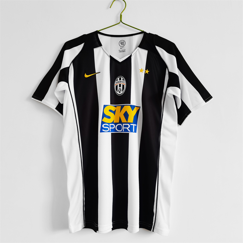 Juventus Home Retro Jersey 2004/05