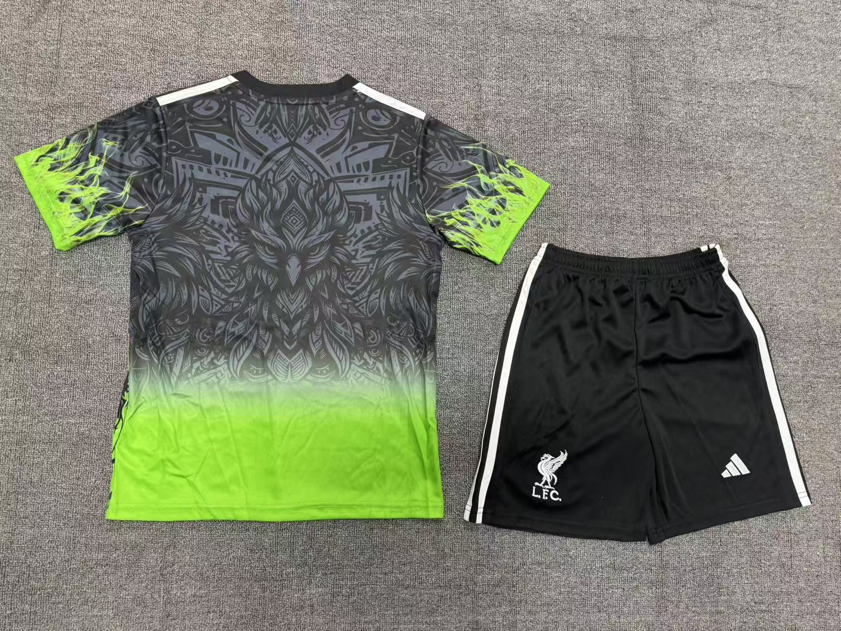 Liverpool Special Edition Kids Suit 25/26